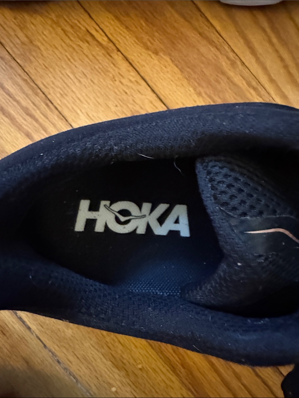 Hoka Women's Bondi 9 Sneakers - Picture 2 of 9